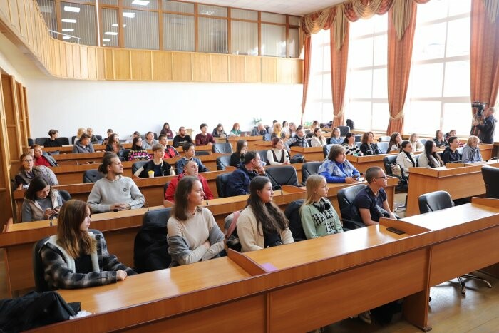 Результати оцінки дерев в ужгородському Ротарі-парку представили в міській раді
