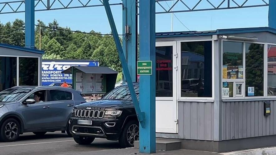 Прикордонники розповіли, яка ситуація у пунктах пропуску на західному кордоні
