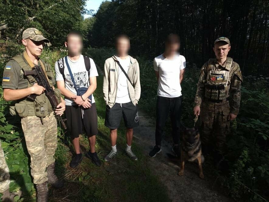Впродовж тижня 50 чоловіків намагалися незаконно перетнути кордон зі Словаччиною