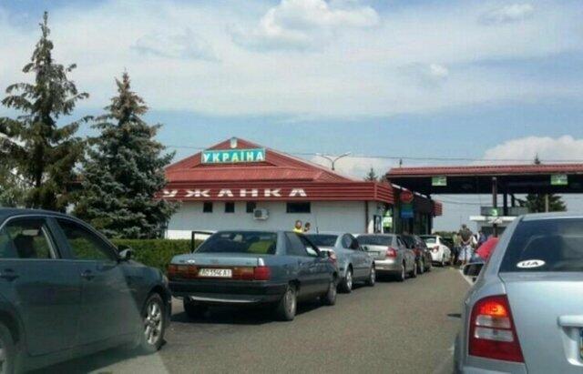 Прикордонники повідомили про стан черг на пунктах перетину кордону до ЄС в Закарпатті