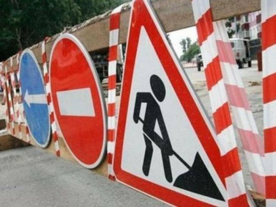 В Ужгороді через роботи водоканалу буде ускладнено рух на двох ділянках