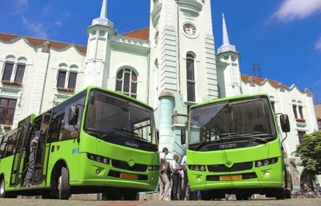 Через подорожчання палива, у Мукачеві виріс тариф на проїзд в автобусах