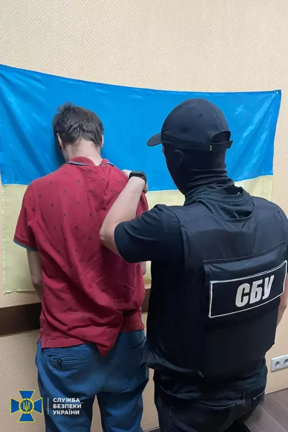 СБУ затримала колаборанта, який шукав позиції українських засобів ППО та ПКО