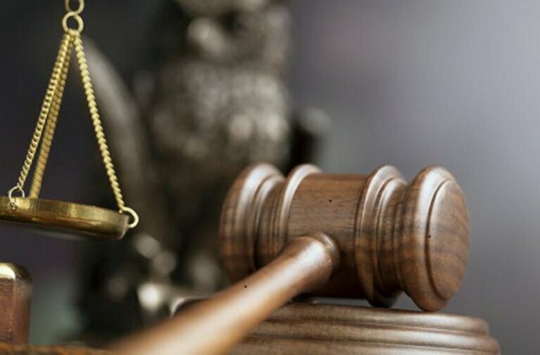 В Закарпатті підозрюваного у злочині взяли під варту просто в залі суду