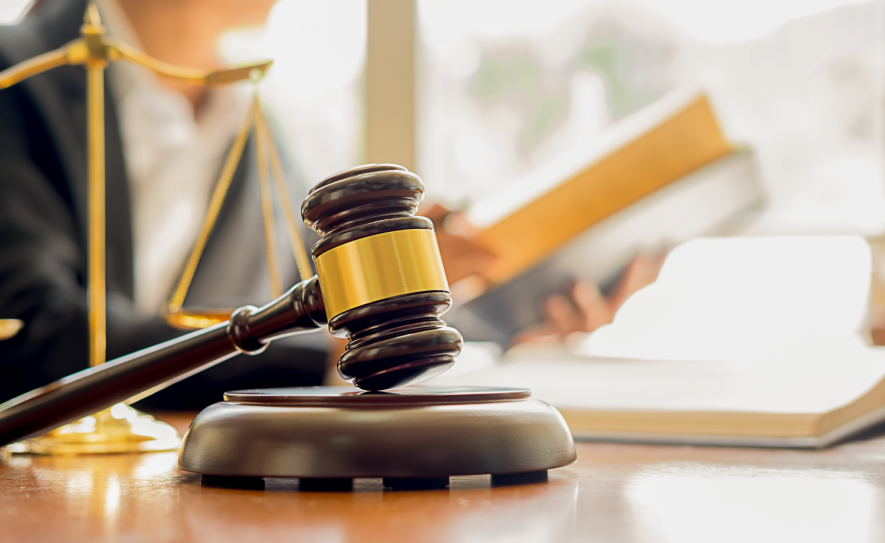 Тячівський суд виправдав диякона Свідків Єгови, який відмовився йти до армії