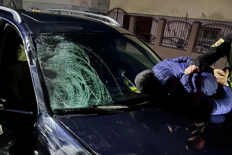 На Закарпатті п'яний водій вчинив смертельну ДТП та втік з місця події