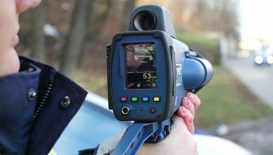 На Закарпатті на 6 ділянках дороги вимірюють швидкість за допомогою TruCAM