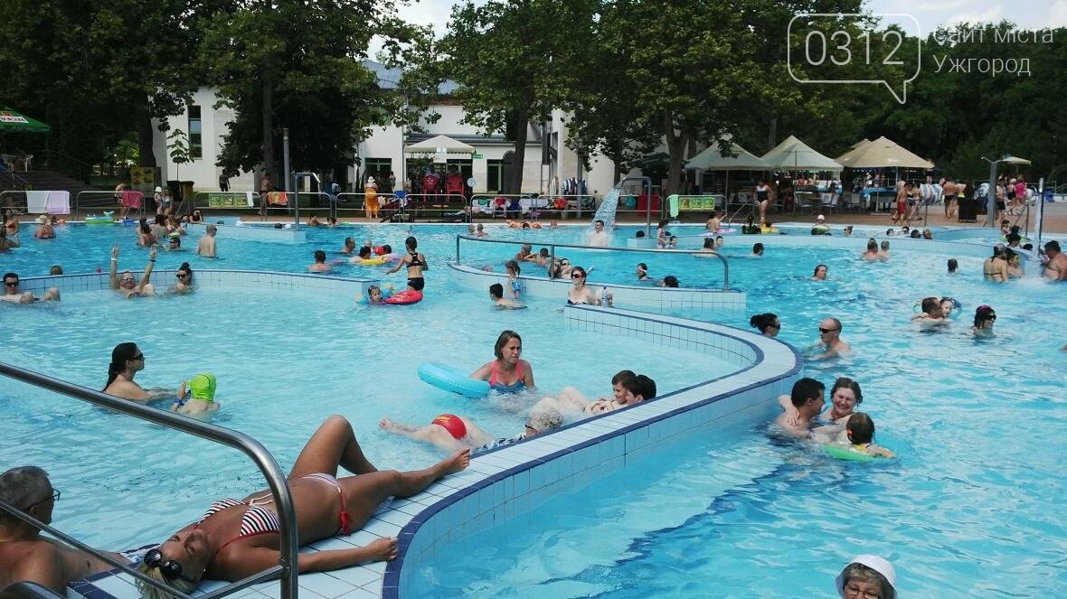 Як ужгородці відпочивають в аквапарку Ніредьгази за 340 гри..., фото-5 Як ужгородці відпочивають в аквапарку Ніредьгази за 340 гривень: фото і відео, фото-5
