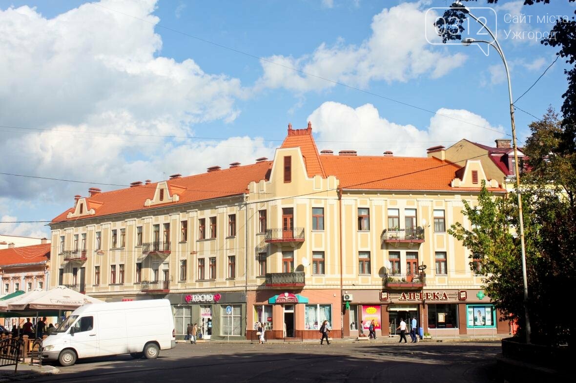 Перекрили, а ремонт не почали: Петефі без автомобілів та з..., фото-9 Перекрили, а ремонт не почали: Петефі без автомобілів та з людьми на дорозі (ФОТОРЕПОРТАЖ), фото-9