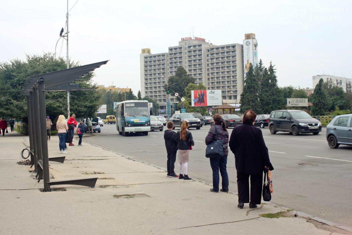 Нові зупинки в Ужгороді будуть до неділі, а вай-фай - за 3..., фото-9 Нові зупинки в Ужгороді будуть до неділі, а вай-фай - за 3 тижні, фото-9