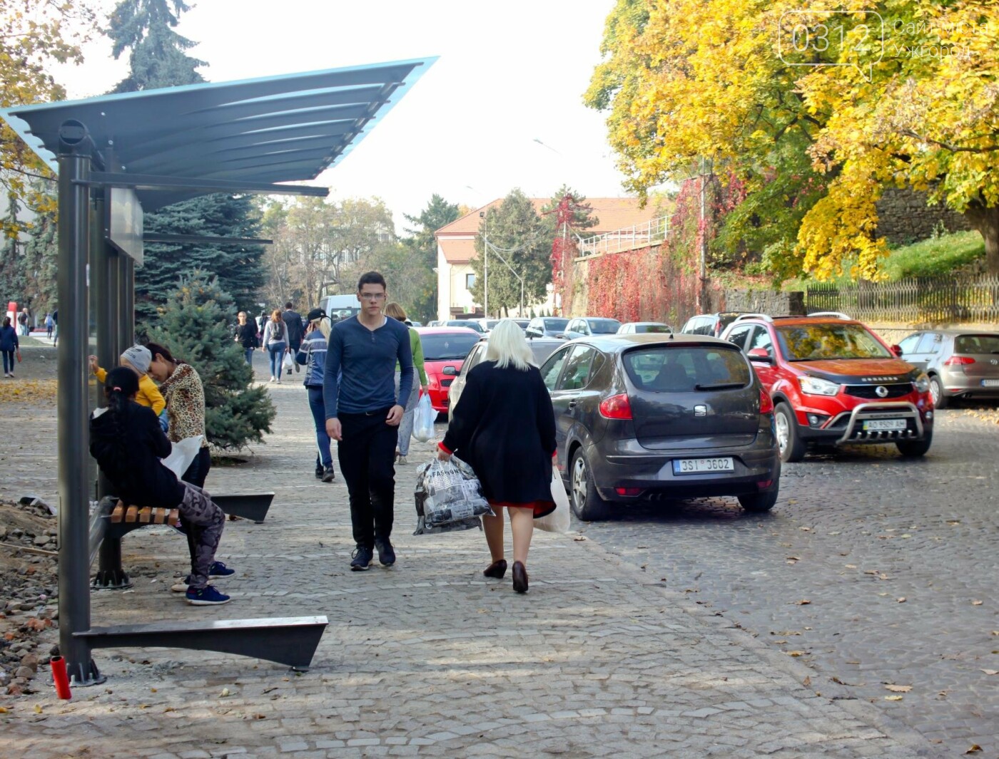 Антивандальне скло та відеоспостереження: чим дивуватимуть..., фото-19 Антивандальне скло та відеоспостереження: чим дивуватимуть нові зупинки в Ужгороді? (ФОТОРЕПОРТАЖ), фото-19