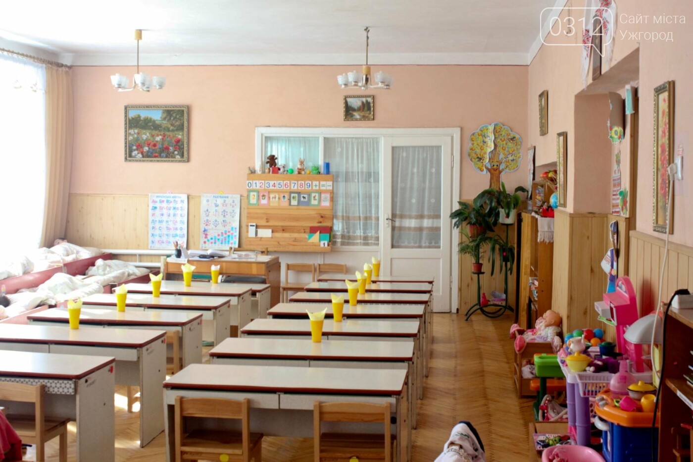 Чи тепло в приміщенні ужгородських дитсадків: фоторепортаж, фото-15 Чи тепло в приміщенні ужгородських дитсадків: фоторепортаж, фото-15
