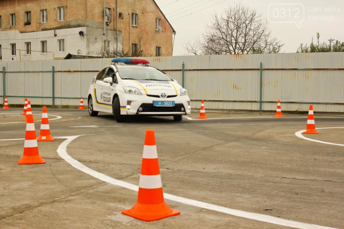 "Поліцейський автослалом": в Ужгороді патрульні змагались..., фото-26 "Поліцейський автослалом": в Ужгороді патрульні змагались у керуванні авто з перешкодами (ФОТОРЕПОРТАЖ), фото-26