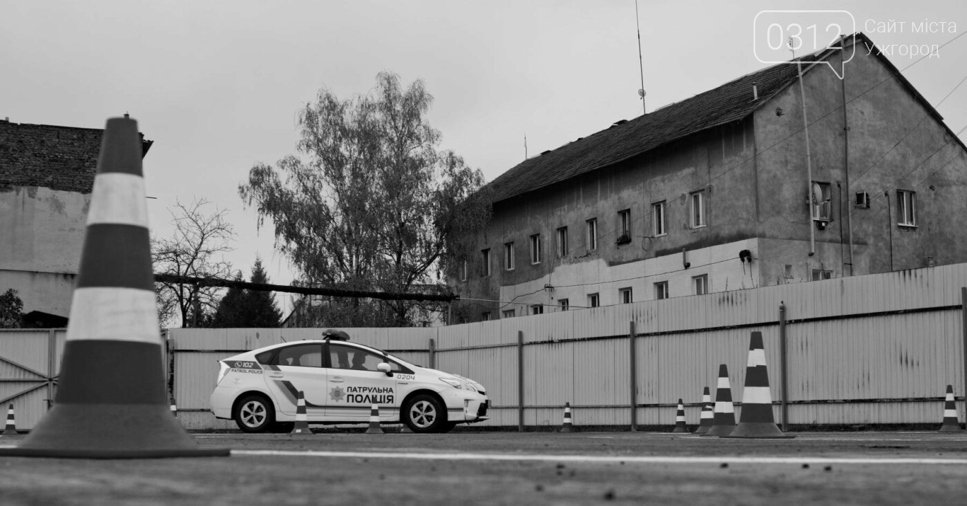 "Поліцейський автослалом": в Ужгороді патрульні змагались у..., фото-2 "Поліцейський автослалом": в Ужгороді патрульні змагались у керуванні авто з перешкодами (ФОТОРЕПОРТАЖ), фото-2