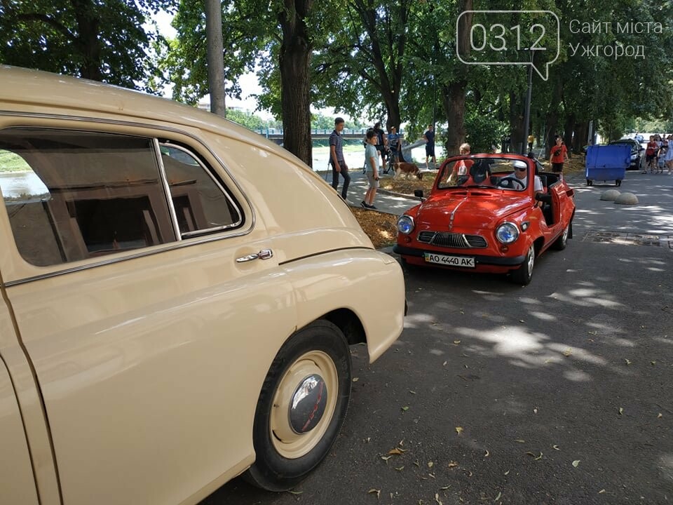 «Земплінське ралі автоветеранів» зібрало в Ужгороді близьк..., фото-18 «Земплінське ралі автоветеранів» зібрало в Ужгороді близько 100 ретро автомобілів (ФОТО), фото-18