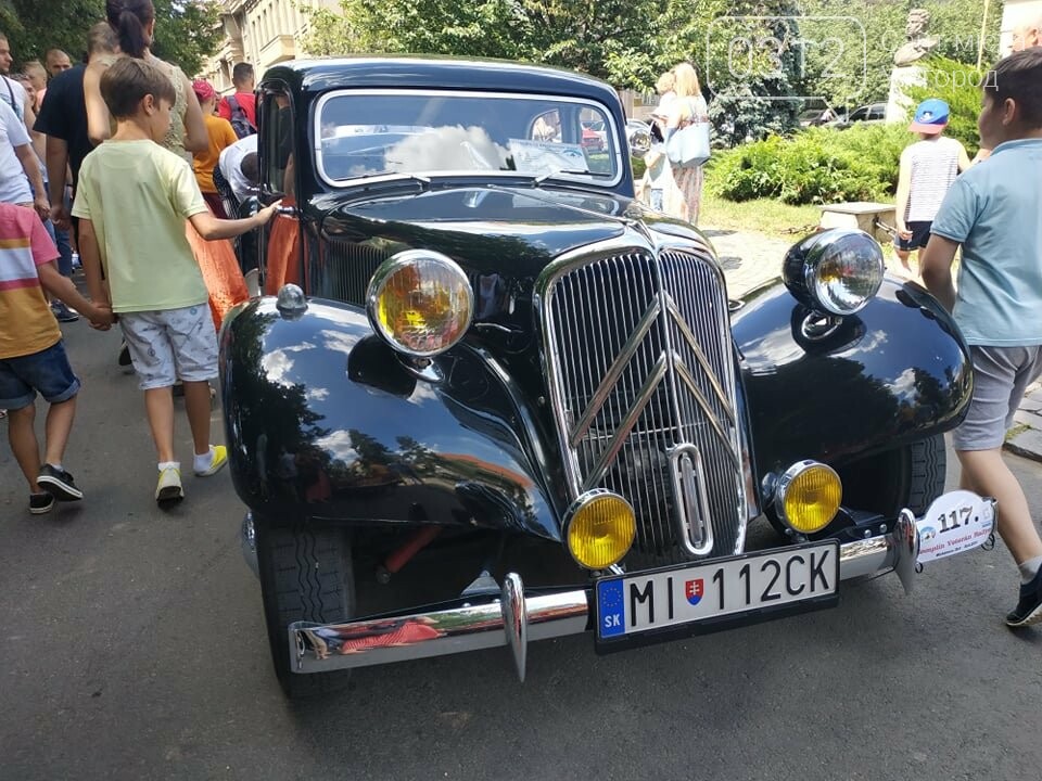 «Земплінське ралі автоветеранів» зібрало в Ужгороді близьк..., фото-20 «Земплінське ралі автоветеранів» зібрало в Ужгороді близько 100 ретро автомобілів (ФОТО), фото-20