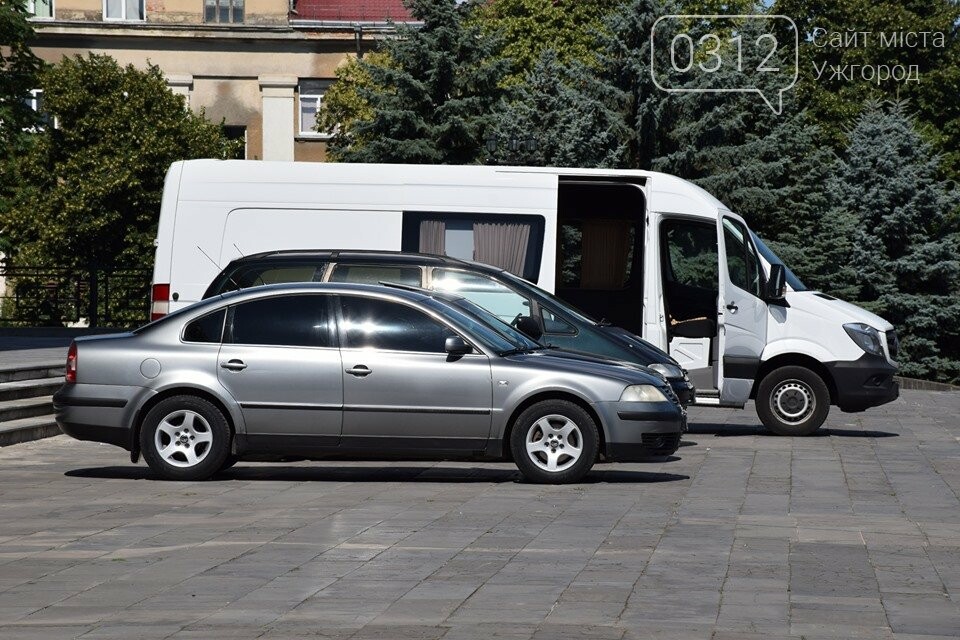 Мін'юст передав військовим чотири конфісковані автівки, з..., фото-10 Мін'юст передав військовим чотири конфісковані автівки, з них три – благодійним фондам Закарпаття (ФОТОРЕПОРТАЖ), фото-10
