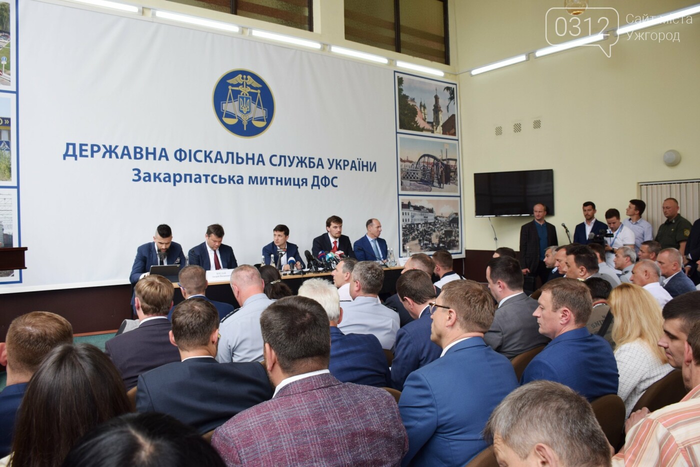 Контрабанда – головна тема візиту президента на Закарпаття..., фото-5 Контрабанда – головна тема візиту президента на Закарпаття (ФОТОРЕПОРТАЖ), фото-5