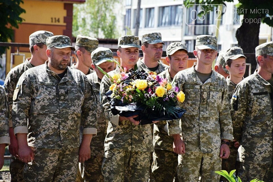 Меморіал загиблим воїнам-захисникам України відкрили в Ужго..., фото-5 Меморіал загиблим воїнам-захисникам України відкрили в Ужгороді (ФОТОРЕПОРТАЖ), фото-5