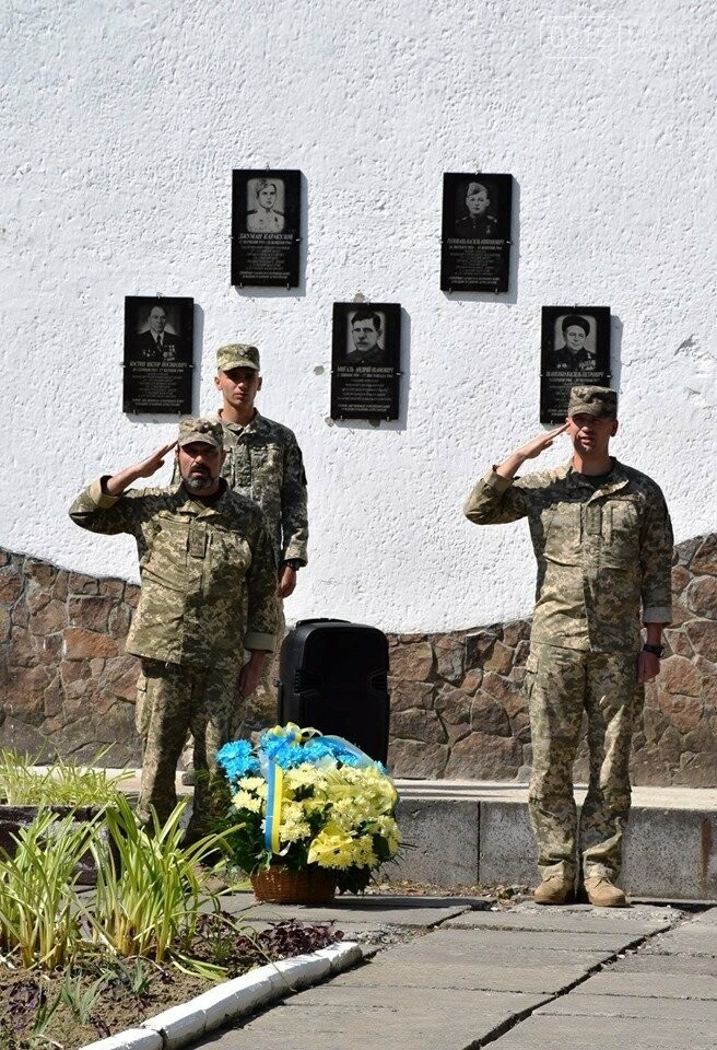 Меморіал загиблим воїнам-захисникам України відкрили в Ужг..., фото-10 Меморіал загиблим воїнам-захисникам України відкрили в Ужгороді (ФОТОРЕПОРТАЖ), фото-10