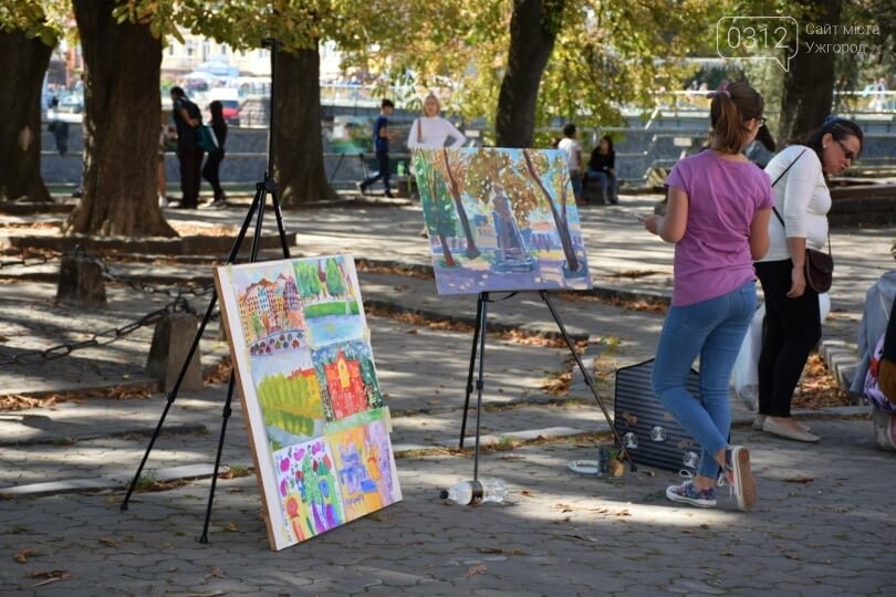 Панораму мальовничого Ужгорода створювали юні художники об..., фото-13 Панораму мальовничого Ужгорода створювали юні художники обласного центру (ФОТОРЕПОРТАЖ) , фото-13