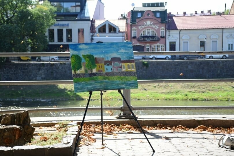 Панораму мальовничого Ужгорода створювали юні художники об..., фото-14 Панораму мальовничого Ужгорода створювали юні художники обласного центру (ФОТОРЕПОРТАЖ) , фото-14