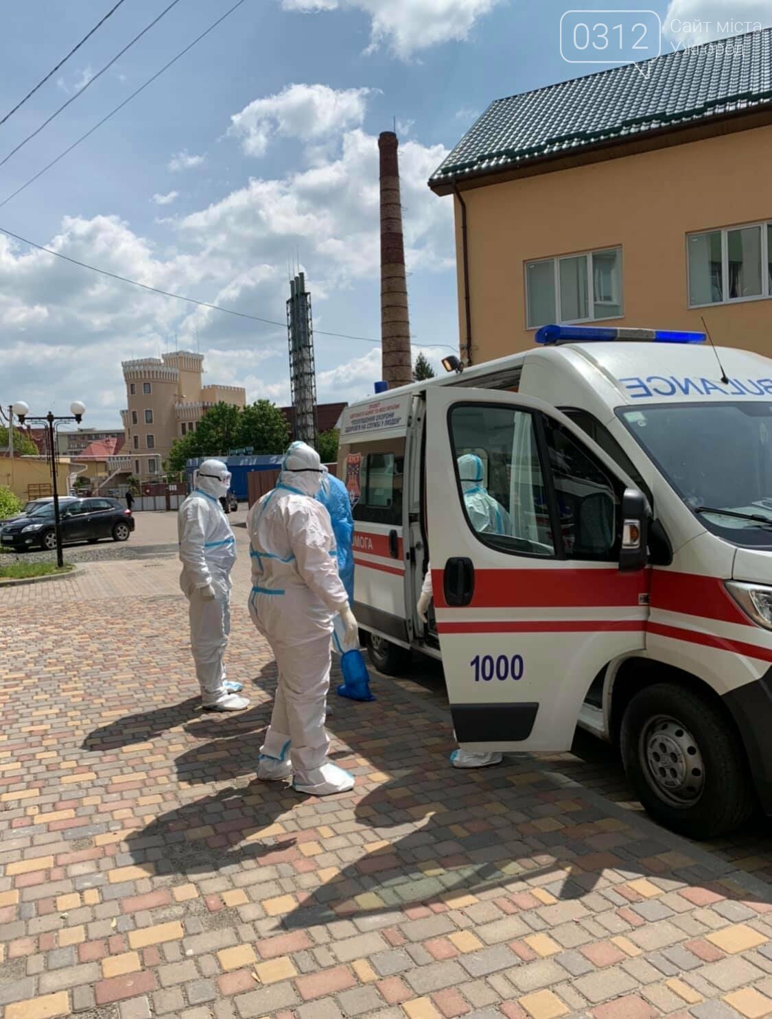 В Ужгороді майже усі ліжка заповнені пацієнтами із діагнозо..., фото-1 В Ужгороді майже усі ліжка заповнені пацієнтами із діагнозом COVID-19 (ФОТО), фото-1