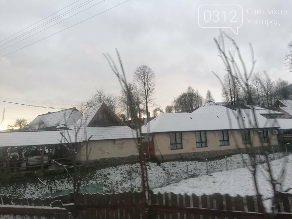 Західну частину Закарпаття замело снігом (ФОТОРЕПОРТАЖ), фото-4 Західну частину Закарпаття замело снігом (ФОТОРЕПОРТАЖ), фото-4