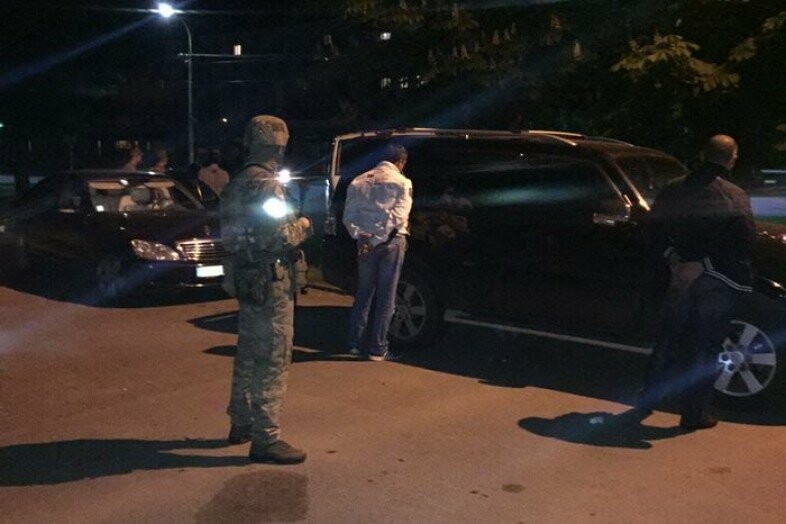 Ликвидировать банду