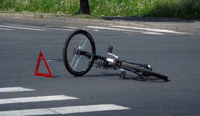 30-річний закарпатець, який травмував на електроскутері велосипедистку постане перед судом