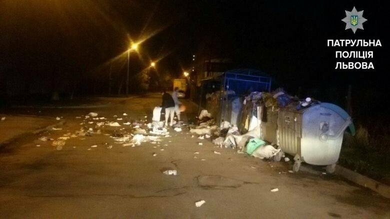 Закарпатця оштрафували за те, що той розкидував сміття