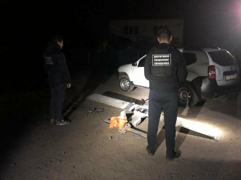 На кордоні зі Словаччиною прикордонники виявили саморобний літальний апарат