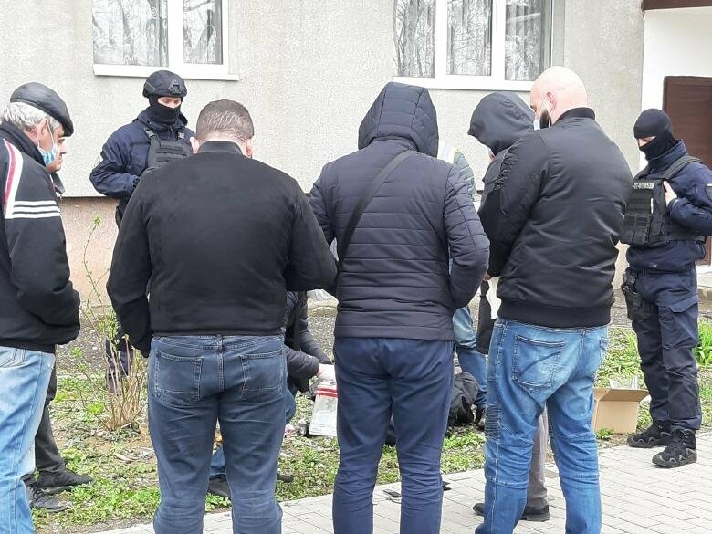 Соцмережі: в Ужгороді на Капушанській викрили наркопритон
