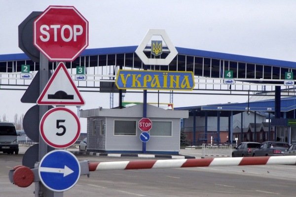 З 19 квітня змінюються правила в'їзду та транзиту через Словаччину
