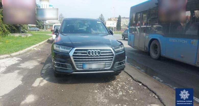 В Ужгороді патрульні виявили автомобіль, який розшукував Інтерпол