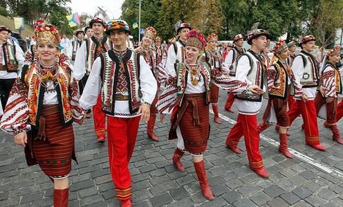 Ужгородом  пройшов «Марш вишиванок»