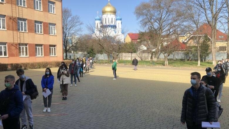 Від завтра на Закарпатті стартує основна сесія ЗНО 