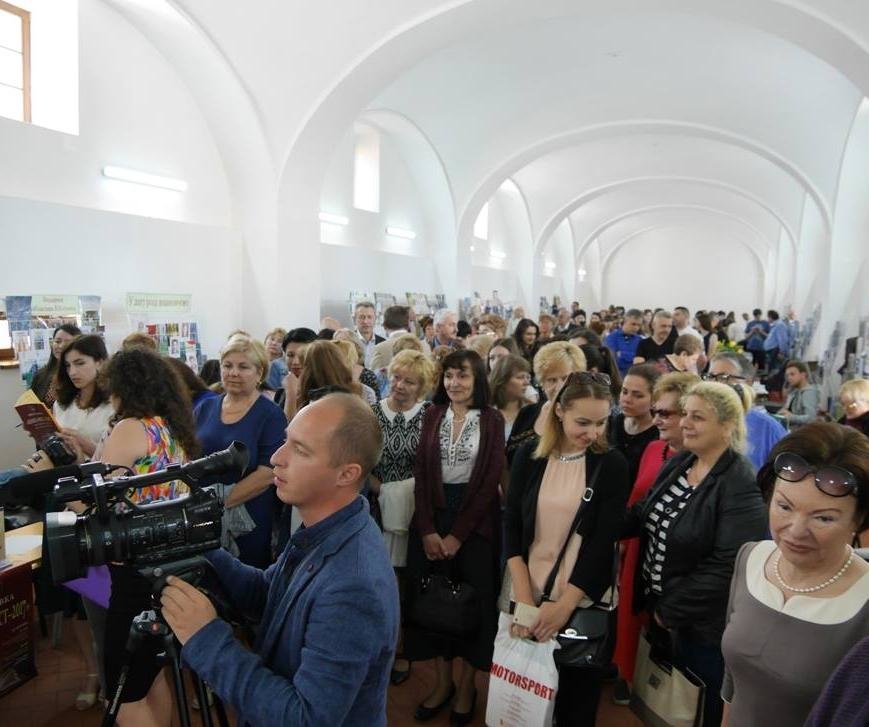 Ужгород у рамках фестивалю зібрав найкращих письменників У..., фото-3 Ужгород у рамках фестивалю зібрав найкращих письменників України, фото-3