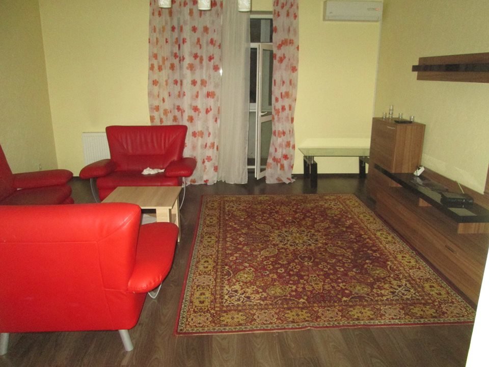 30-річна ужгородка "винесла" з орендованої квартири всю ел..., фото-2 30-річна ужгородка "винесла" з орендованої квартири всю електротехніку на 30000 гривень: фото, фото-2