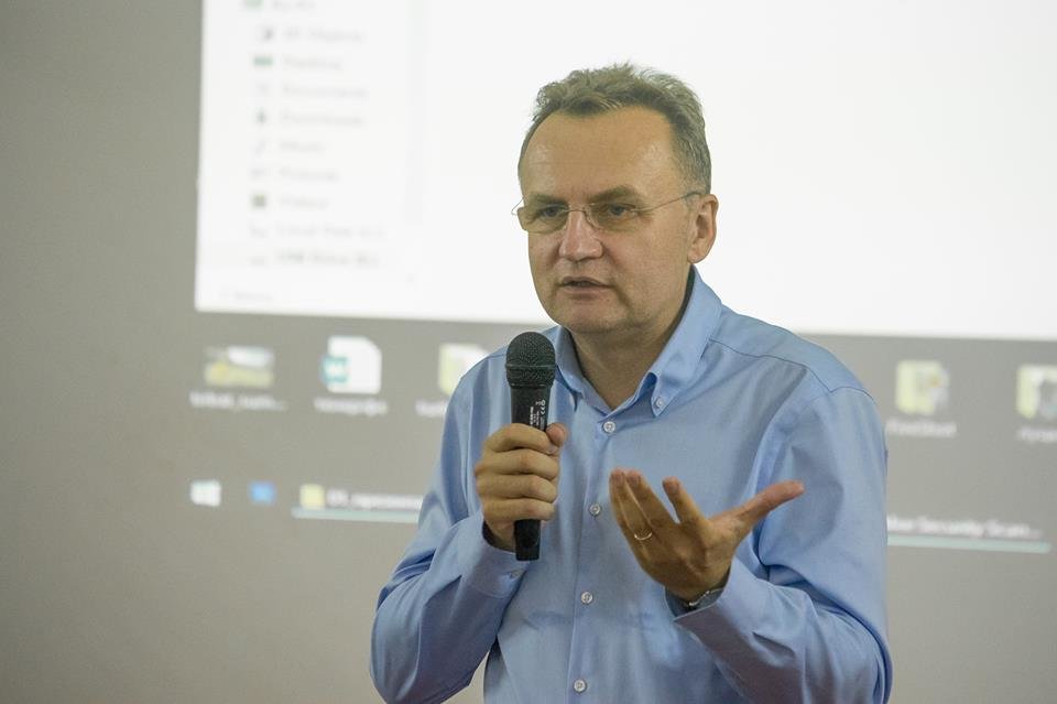 Діючий аеропорт та швидкісні потяги до столиці: чого Ужгоро..., фото-2 Діючий аеропорт та швидкісні потяги до столиці: чого Ужгороду бракує на думку мера Львова Андрія Садового (ФОТО), фото-2