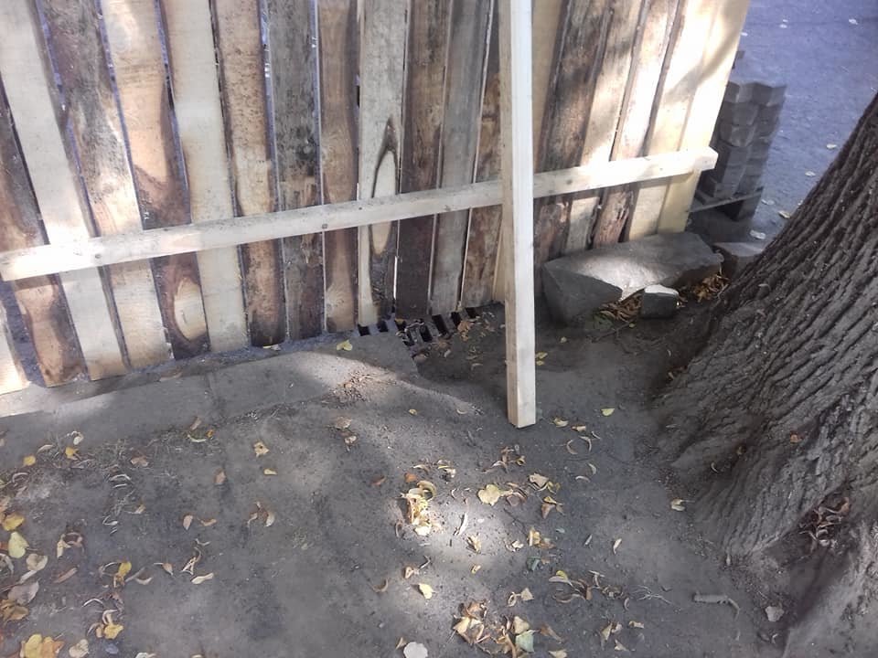 Поліція, спецтехніка та активісти: на набережній Незалежно..., фото-19 Поліція, спецтехніка та активісти: на набережній Незалежності в Ужгороді знову зупинено роботи (ФОТО, ВІДЕО), фото-19