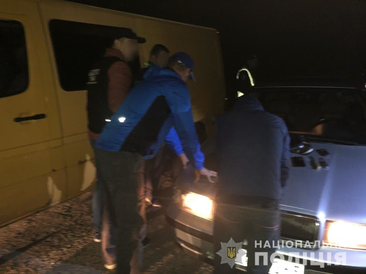 Вісім нелегалів зловили закарпатські правоохоронці неподалі..., фото-4 Вісім нелегалів зловили закарпатські правоохоронці неподалік Ужгорода (ФОТО), фото-4