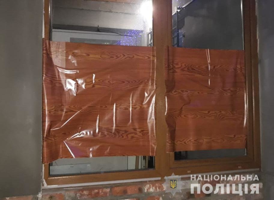 Закарпатець у складі злочинної групи викрав з банкомату 600..., фото-4 Закарпатець у складі злочинної групи викрав з банкомату 600 тисяч гривень (ФОТО), фото-4