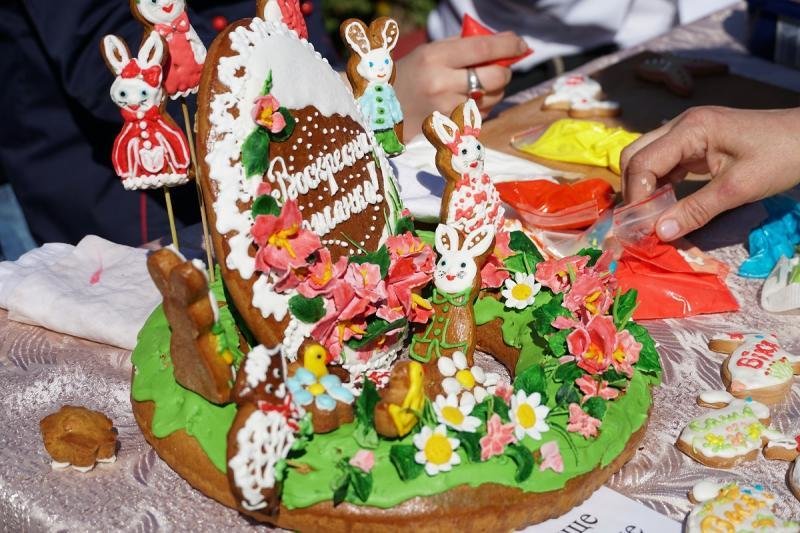 В Ужгороді відкрився фестиваль "Воскресни, писанко!" (ФОТО), фото-10 В Ужгороді відкрився фестиваль "Воскресни, писанко!" (ФОТО), фото-10