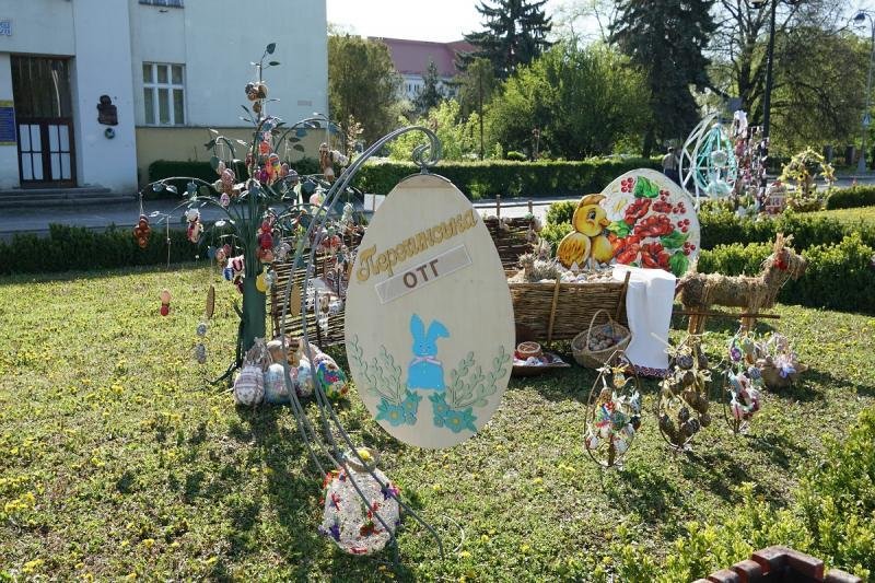 В Ужгороді відкрився фестиваль "Воскресни, писанко!" (ФОТО), фото-22 В Ужгороді відкрився фестиваль "Воскресни, писанко!" (ФОТО), фото-22