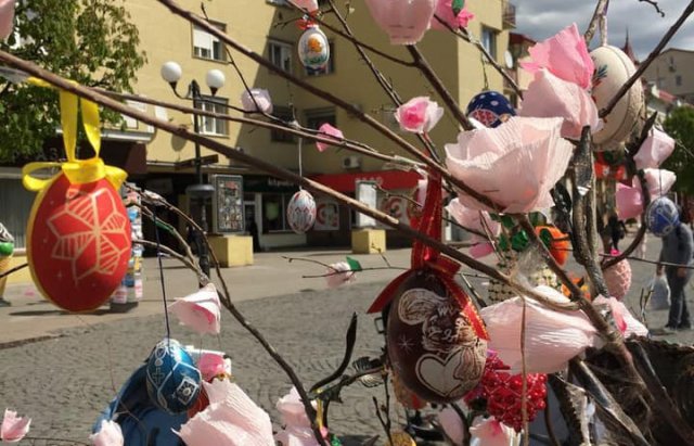 На писанковому дереві у Мукачеві з'явились 187 найкращих ди..., фото-2 На писанковому дереві у Мукачеві з'явились 187 найкращих дитячих робіт (ФОТО), фото-2