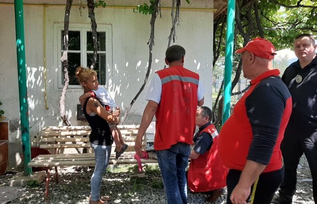 Живий, але у важкому стані: 4-річного хлопчика, що зник на..., фото-3 Живий, але у важкому стані: 4-річного хлопчика, що зник на Іршавщині напередодні увечері, знайшли, фото-3