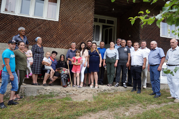 Закарпатська довгожителька у великому колі родини відзначил..., фото-3 Закарпатська довгожителька у великому колі родини відзначила свій 102-річний ювілей (ФОТО, ВІДЕО), фото-3