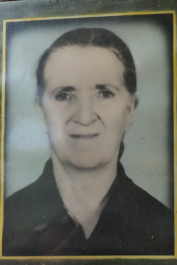 Закарпатська довгожителька у великому колі родини відзначил..., фото-2 Закарпатська довгожителька у великому колі родини відзначила свій 102-річний ювілей (ФОТО, ВІДЕО), фото-2