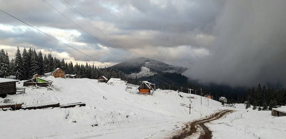 На відомому курорті Закарпаття стартував марафон «Вогні ял..., фото-1 На відомому курорті Закарпаття стартував марафон «Вогні ялинок Драгобрату» (ФОТО), фото-1